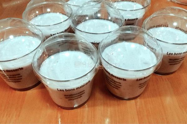 蓝莓酸奶布丁的做法图解7