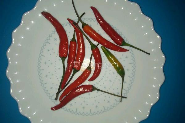 辣肉酱拌面的做法图解2