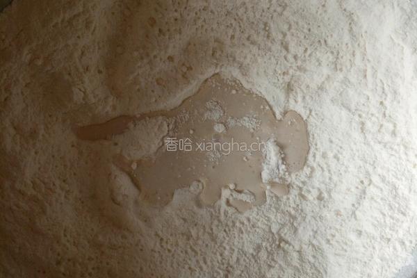 玫瑰花卷的做法图解2