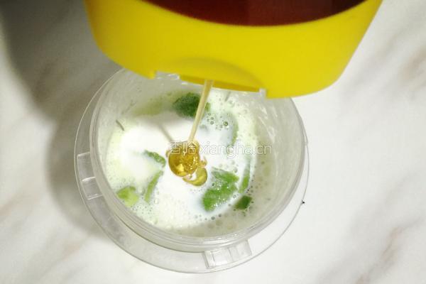 牛油果奶昔的做法图解7