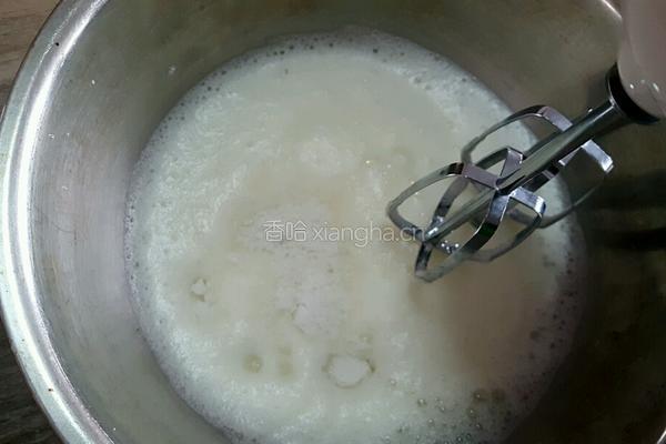 戚风蛋糕的做法图解8