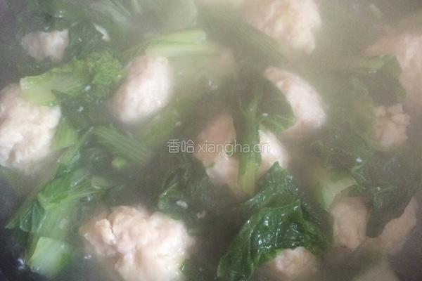 鸡肉丸子炖小白菜的做法图解7