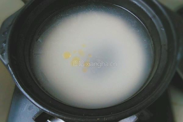 牛肉蛋花粥的做法图解2