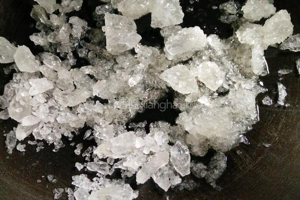 芝麻花生糖的做法图解1
