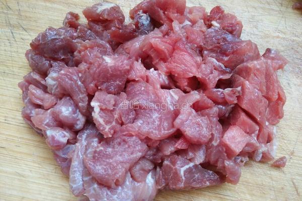 手工牛肉丸的做法图解1