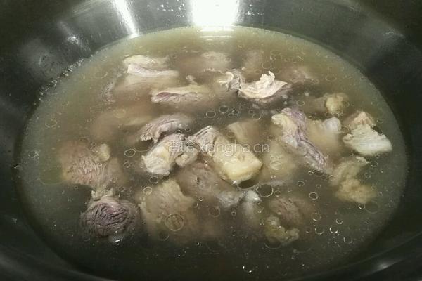 茄汁牛腩的做法图解2