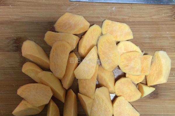 红薯玉米粥的做法图解2