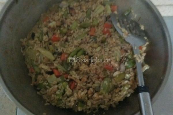 香菇豆角肉丁塌锅的做法图解10