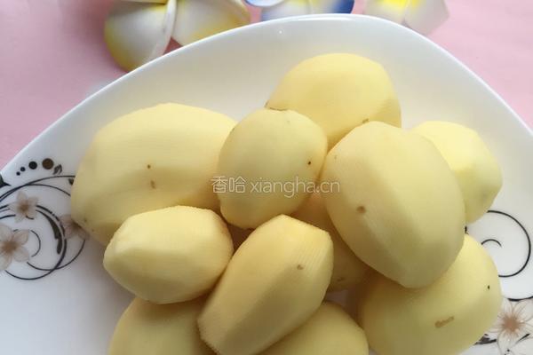 孜然小土豆的做法图解1