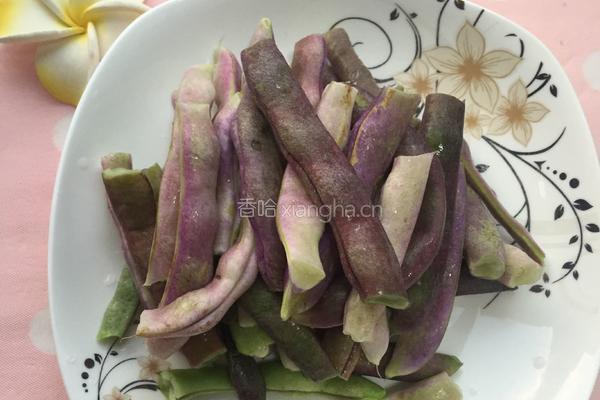 芸豆丝炒粉的做法图解1