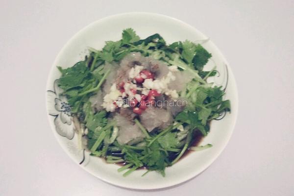 凉拌海蜇头的做法图解3