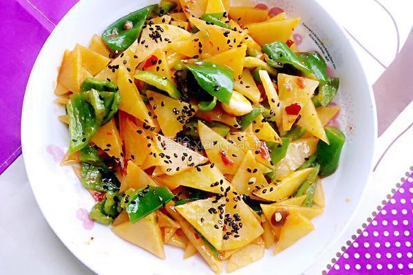 青椒炒土豆的做法图解7