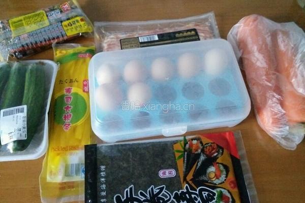 火腿培根寿司的做法图解1