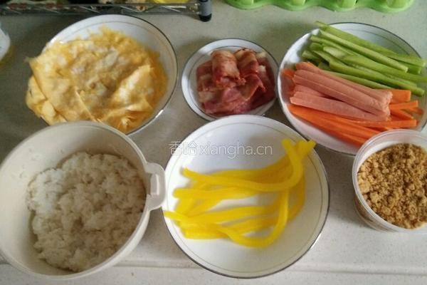 火腿培根寿司的做法图解2