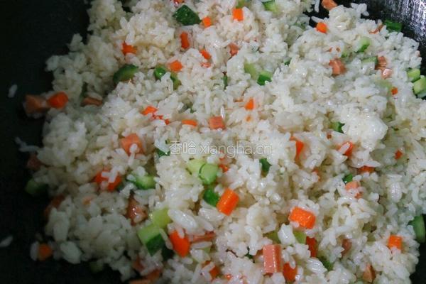三色炒饭的做法图解6