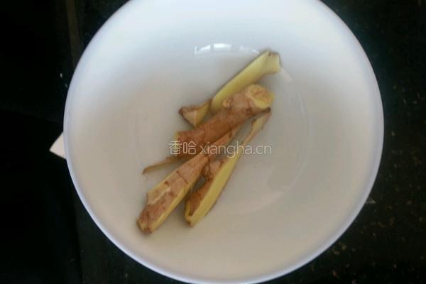 椰子煲乌鸡的做法图解4