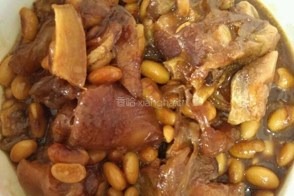 黄豆焖猪手（匆匆忙忙起锅了没摆盆）