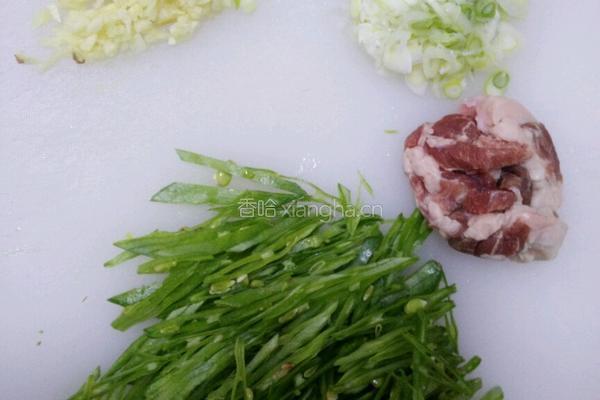  扁豆角闷面的做法图解1