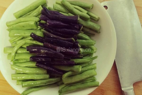 扁豆炒海米的做法图解3