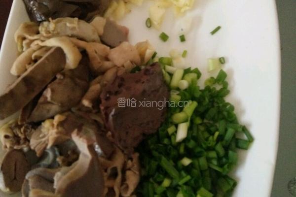 鸡杂炒面的做法图解2