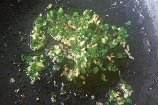 五彩炒饭的做法图解2