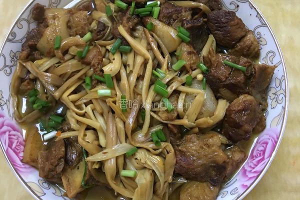黄花菜烧肉的做法图解4