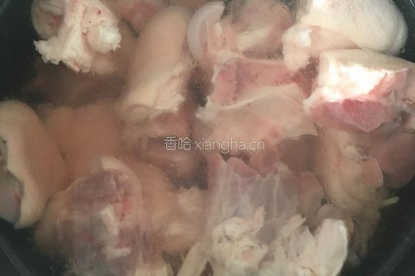 凉拌猪蹄花生米的做法图解2