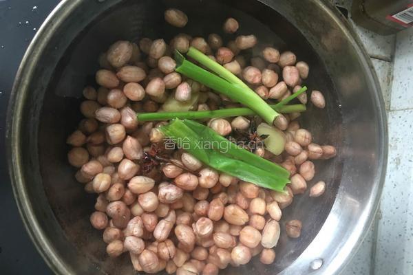 凉拌猪蹄花生米的做法图解5