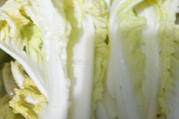 刮骨肉炒娃娃菜的做法图解2