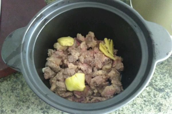 萝卜煲牛腩的做法图解6