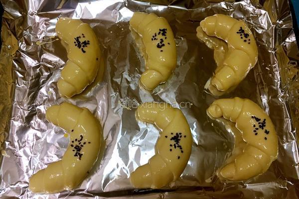 牛角面包的做法图解17