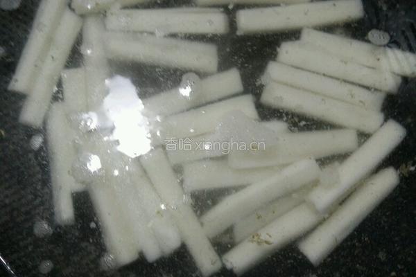 番茄炒年糕的做法图解2