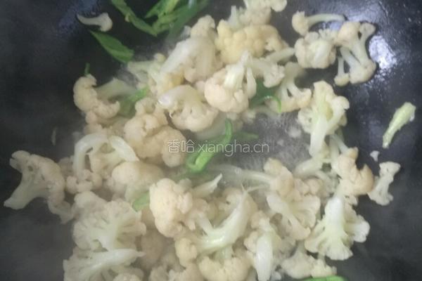 清炒花菜的做法图解5