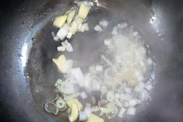 大头菜炒粉条的做法图解1