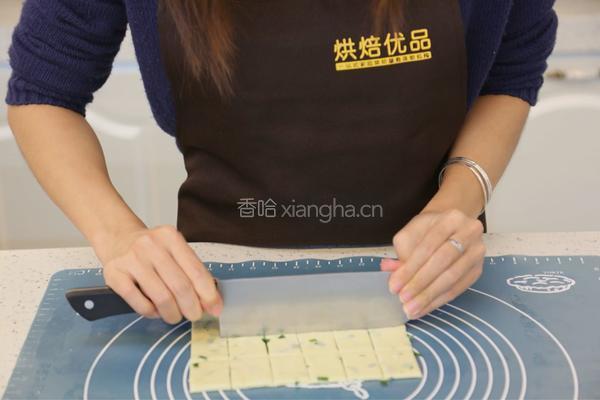 葱香苏打小饼的做法图解7