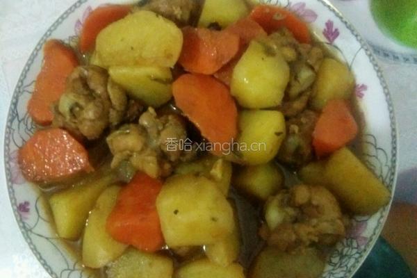 鸡腿炖土豆红萝卜的做法图解5
