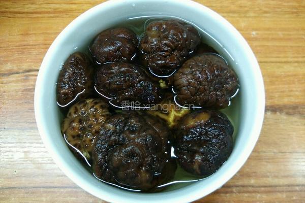 肉末酿香菇的做法图解2