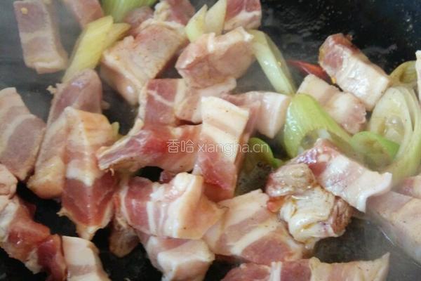 五花肉烧冻豆腐的做法图解6