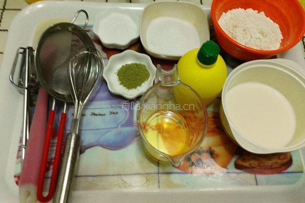 葡萄干樱桃果酱蛋糕卷~抹茶双色蛋糕卷的做法图解1