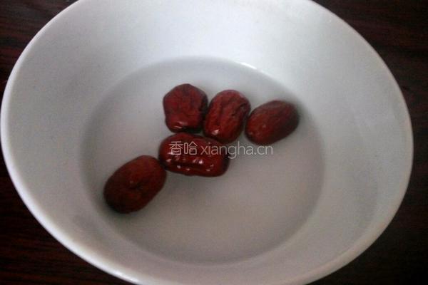 红豆红枣红薯小米粥的做法图解6
