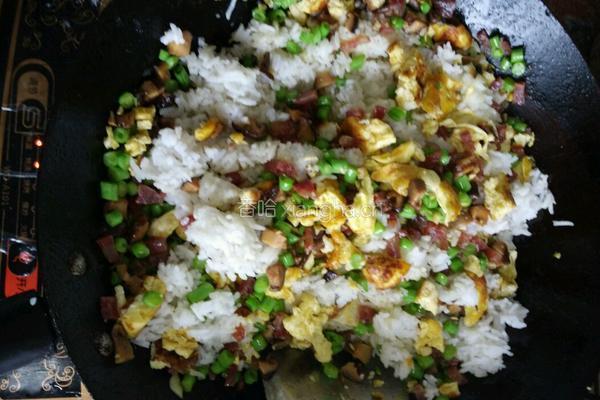 腊味彩疏炒饭的做法图解15