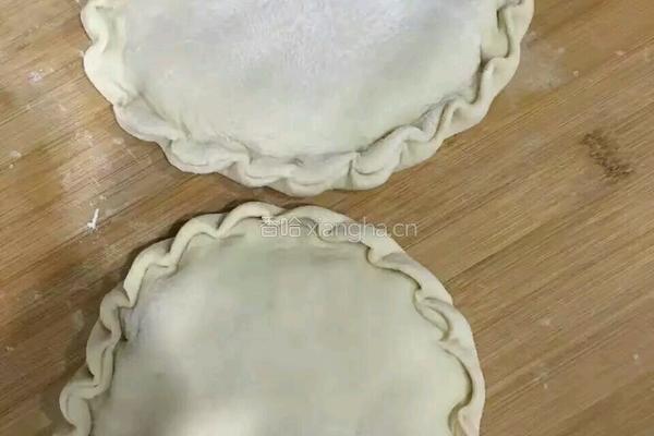 花边牛肉饼的做法图解2