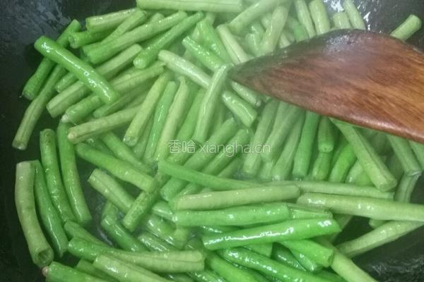 肉沫长豆角的做法图解3