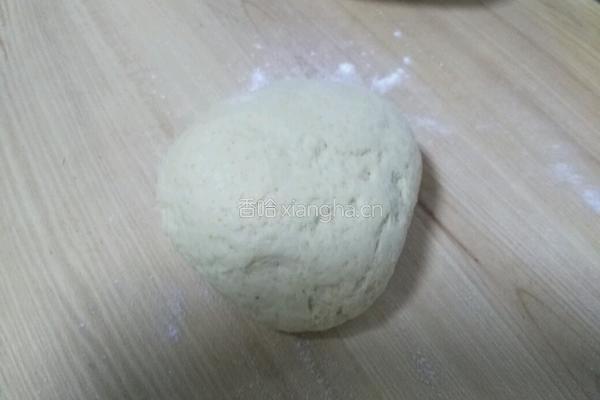 刀切蜜香豆馒头的做法图解2