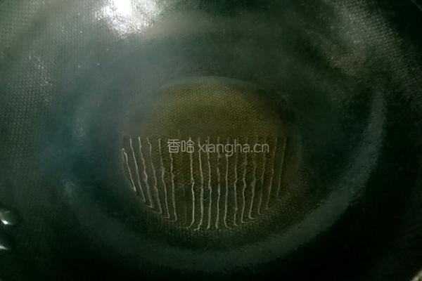 辣炒香菇豆干的做法图解2