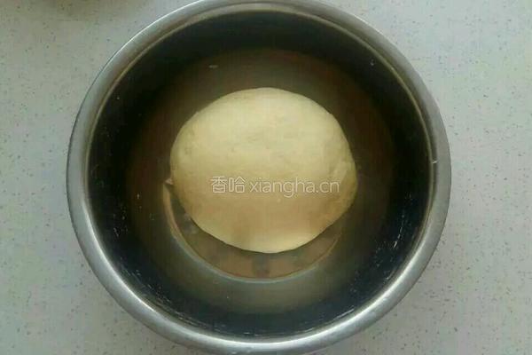 韭菜鸡蛋馅儿水饺的做法图解2