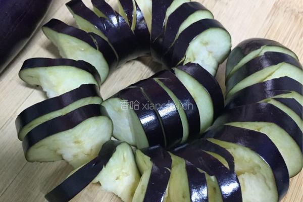 鱼香肉末蓑衣茄子的做法图解3
