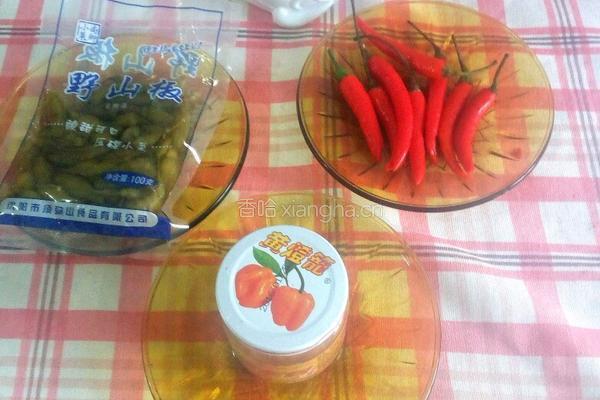 剁椒鱼头的做法图解2