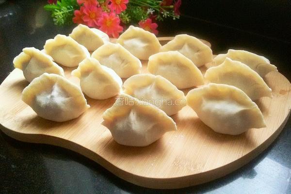 牛肉胡萝卜饺子的做法图解16