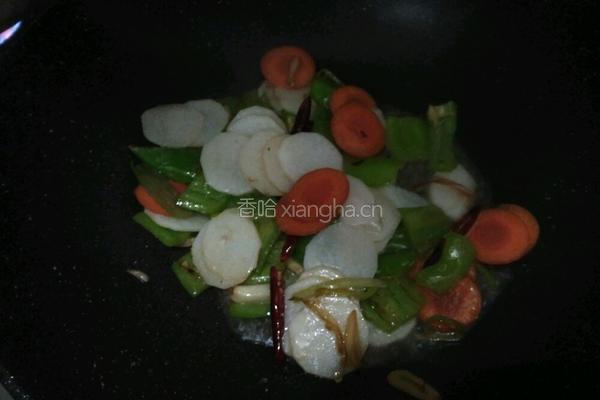 胡萝卜炒山药的做法图解9